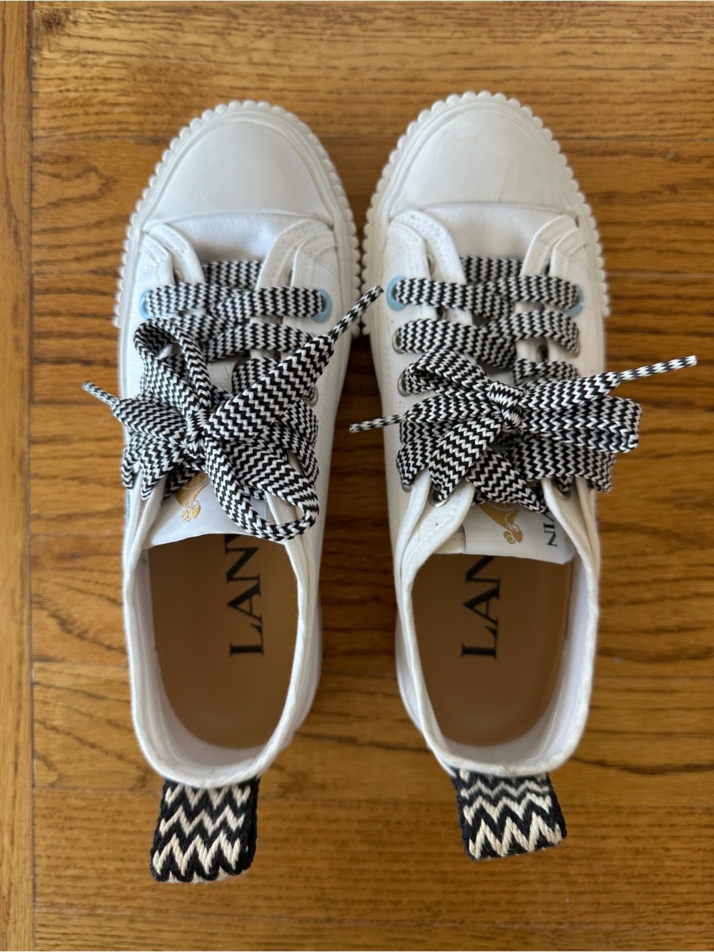 Lanvin White Canvas Low-Top Sneakers with Black & White Ribbon Laces size EU 36 - Picture 3 of 7